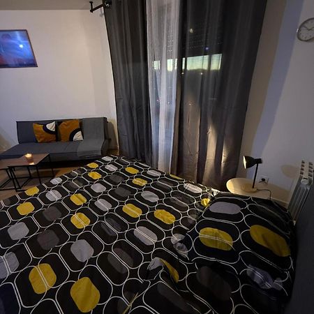 Appartements Sully Mantes-la-Jolie Eksteriør bilde