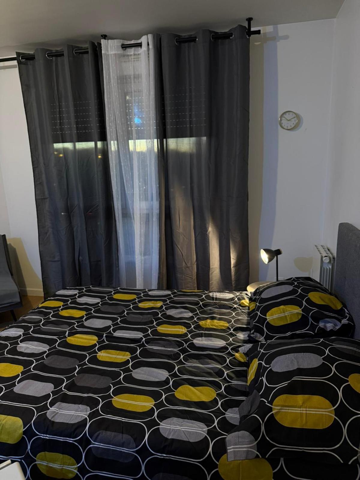 Appartements Sully Mantes-la-Jolie Eksteriør bilde